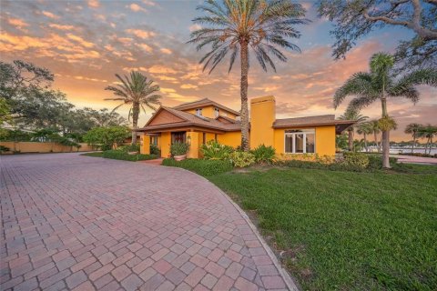 Villa ou maison à vendre à Sarasota, Floride: 4 chambres, 950.76 m2 № 2309970 - photo 9
