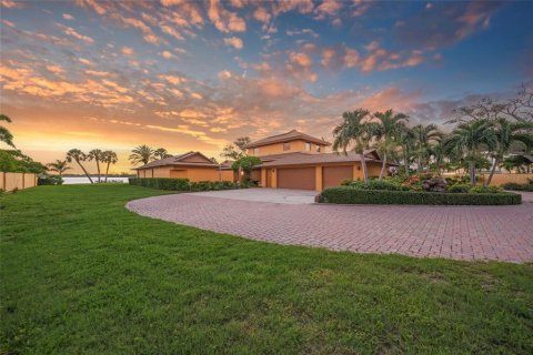 Villa ou maison à vendre à Sarasota, Floride: 4 chambres, 950.76 m2 № 2309970 - photo 7