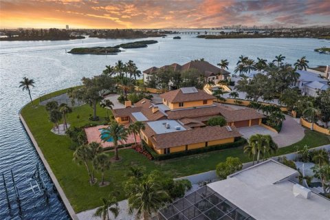Villa ou maison à vendre à Sarasota, Floride: 4 chambres, 950.76 m2 № 2309970 - photo 5