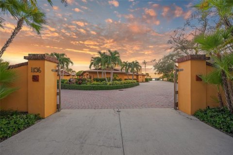 Villa ou maison à vendre à Sarasota, Floride: 4 chambres, 950.76 m2 № 2309970 - photo 6