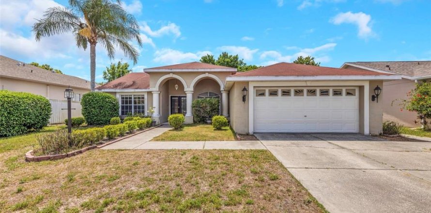 Casa en New Port Richey, Florida 3 dormitorios, 149.11 m2 № 2148631