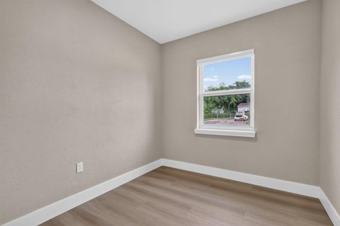 Casa en venta en Miami Gardens, Florida, 4 dormitorios, 143.44 m2 № 2384539 - foto 20