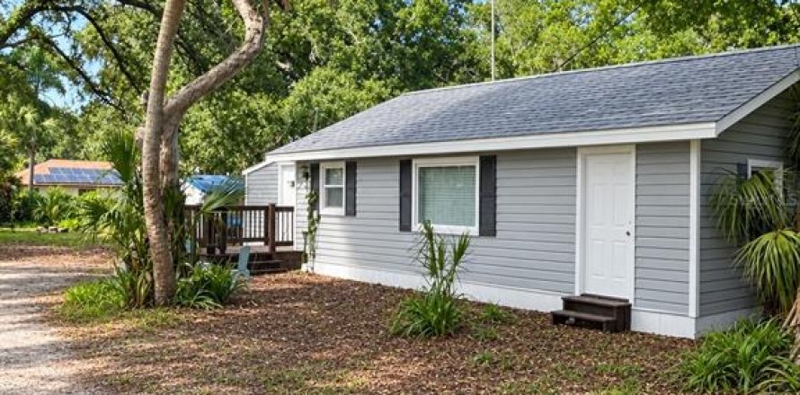 Villa ou maison à Sarasota, Floride 2 chambres, 84.54 m2 № 2389213