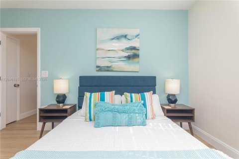 Villa ou maison à louer à Fort Lauderdale, Floride: 1 chambre, 47.1 m2 № 2386927 - photo 22