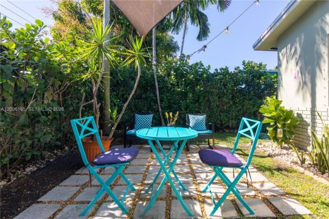 Villa ou maison à louer à Fort Lauderdale, Floride: 1 chambre, 47.1 m2 № 2386927 - photo 27