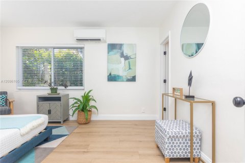 Villa ou maison à louer à Fort Lauderdale, Floride: 1 chambre, 47.1 m2 № 2386927 - photo 18