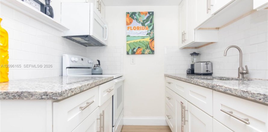 Villa ou maison à Fort Lauderdale, Floride 1 chambre, 47.1 m2 № 2386927