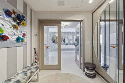 Condo in Fort Lauderdale, Florida, 3 bedrooms № 2178357 - photo 12