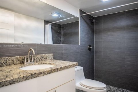 Appartement à louer à Miami Beach, Floride: 1 chambre, 72 m2 № 1890106 - photo 16