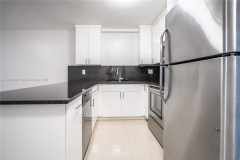 Appartement à louer à Miami Beach, Floride: 1 chambre, 72 m2 № 1890106 - photo 7