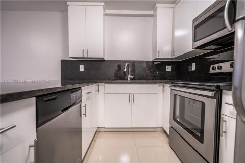 Appartement à louer à Miami Beach, Floride: 1 chambre, 72 m2 № 1890106 - photo 8