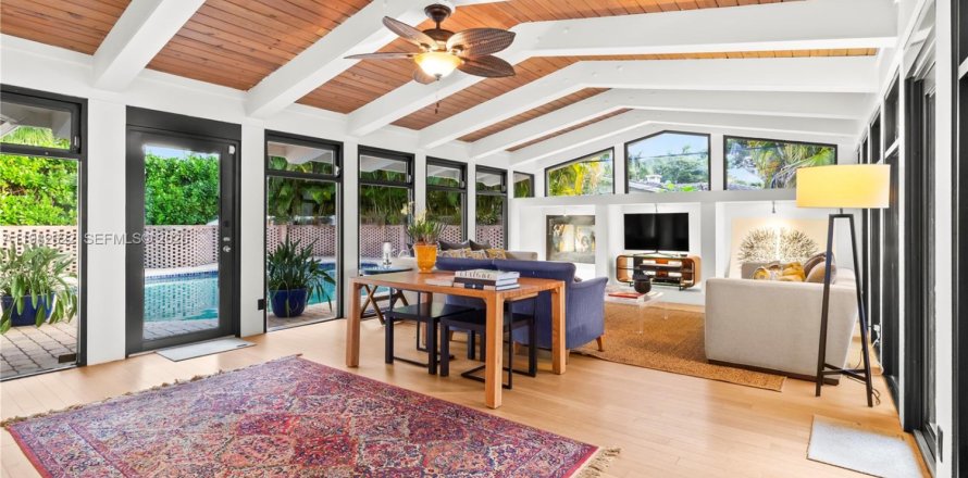 Дом в Форт-Лодердейл, Флорида 3 спальни, 214.23м2 № 2050062