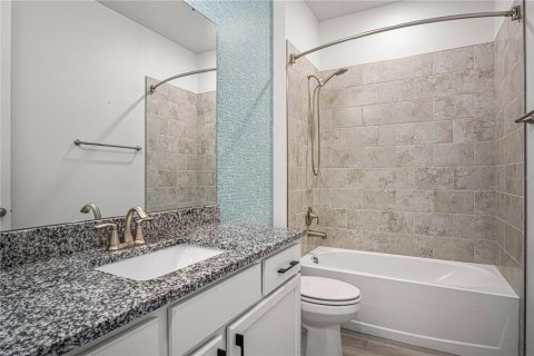 Villa ou maison à vendre à Palm Bay, Floride: 4 chambres, 236.34 m2 № 2197141 - photo 20