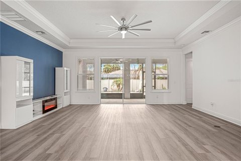 Villa ou maison à vendre à Palm Bay, Floride: 4 chambres, 236.34 m2 № 2197141 - photo 16