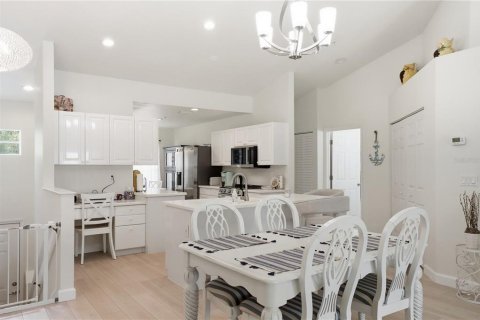 Condominio en venta en Bradenton, Florida, 2 dormitorios, 125.05 m2 № 2093307 - foto 7