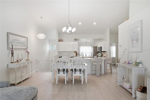 Condominio en venta en Bradenton, Florida, 2 dormitorios, 125.05 m2 № 2093307 - foto 5