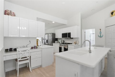 Condominio en venta en Bradenton, Florida, 2 dormitorios, 125.05 m2 № 2093307 - foto 9