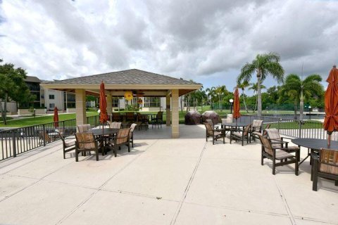 Condo in Palm Beach Gardens, Florida, 1 bedroom № 2178535