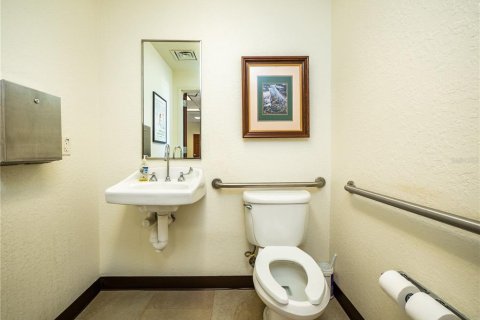 Commercial property in Lady Lake, Florida 329.99 sq.m. № 2212843 - photo 24