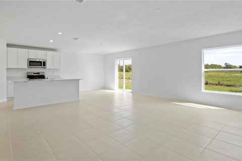 Villa ou maison à vendre à Eustis, Floride: 4 chambres, 169.45 m2 № 2202364 - photo 5