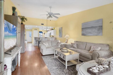 Condo in Englewood, Florida, 2 bedrooms  № 1615040 - photo 6