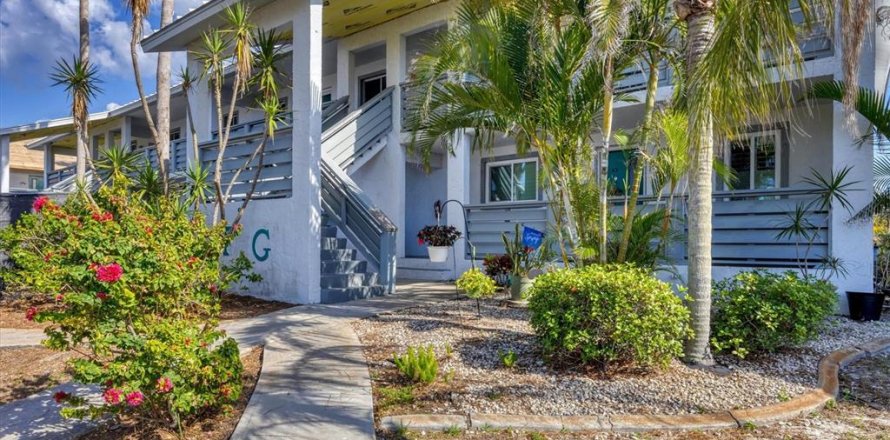Condo in Englewood, Florida, 2 bedrooms  № 1615040