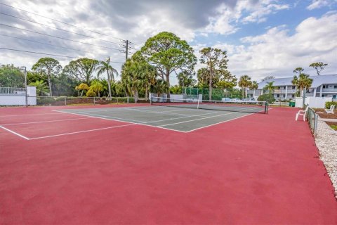 Condo in Englewood, Florida, 2 bedrooms  № 1615040 - photo 27