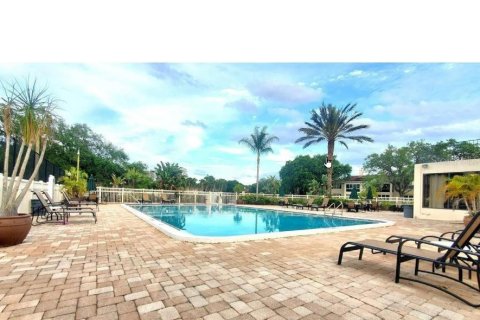 Condo in Tampa, Florida, 2 bedrooms  № 1632513 - photo 28