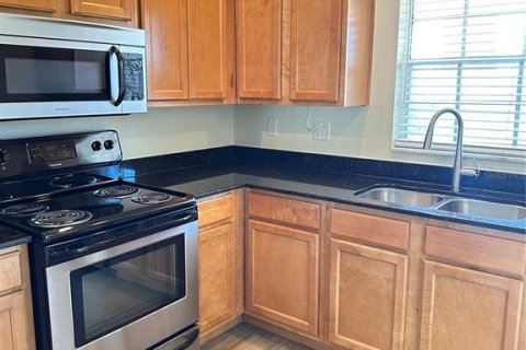 Condo in Tampa, Florida, 2 bedrooms  № 1632513 - photo 17
