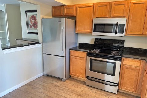 Condo in Tampa, Florida, 2 bedrooms  № 1632513 - photo 15