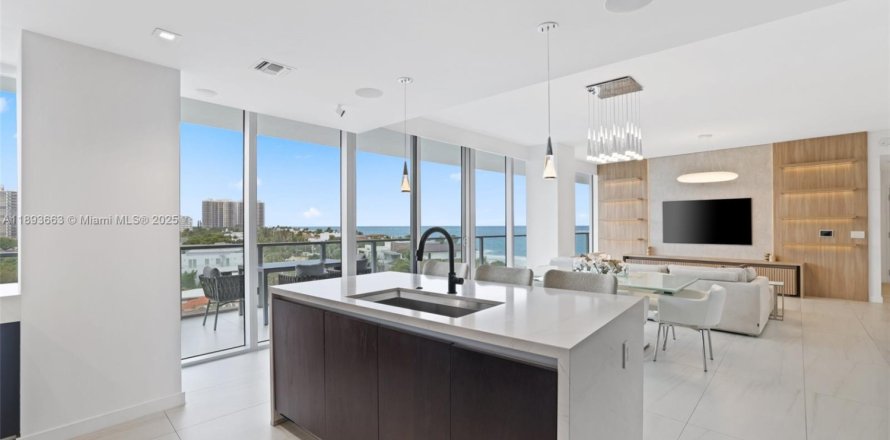 Condo in Fort Lauderdale, Florida, 2 bedrooms  № 2012626
