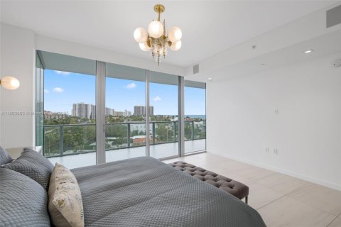 Condo in Fort Lauderdale, Florida, 2 bedrooms  № 2012626 - photo 14