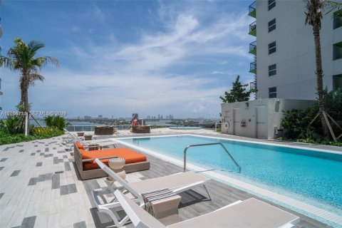 Copropriété à louer à Miami, Floride: 1 chambre, 90.95 m2 № 2076201 - photo 24