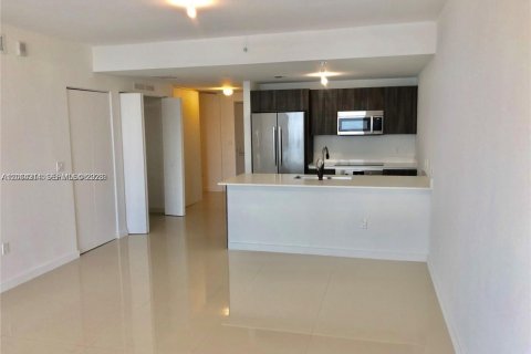 Copropriété à louer à Miami, Floride: 1 chambre, 90.95 m2 № 2076201 - photo 6