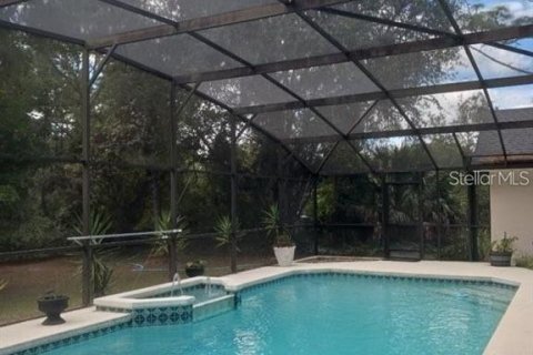 House in Eustis, Florida 3 bedrooms, 246.19 sq.m. № 1866063 - photo 15