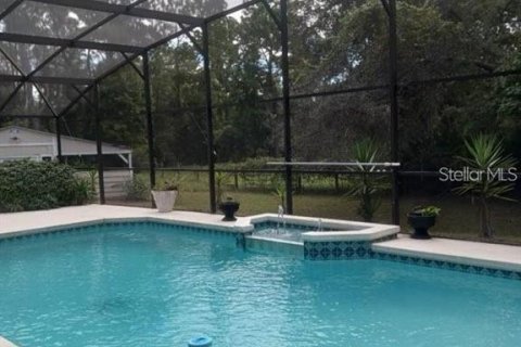 House in Eustis, Florida 3 bedrooms, 246.19 sq.m. № 1866063 - photo 12