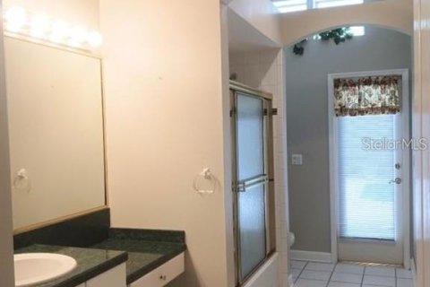 House in Eustis, Florida 3 bedrooms, 246.19 sq.m. № 1866063 - photo 7