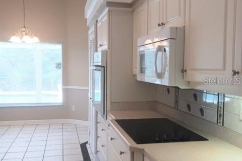 House in Eustis, Florida 3 bedrooms, 246.19 sq.m. № 1866063 - photo 8