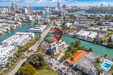 Купить земельный участок в Майами-Бич, Флорида № 2058243 - фото 8