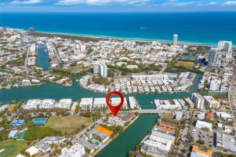 Купить земельный участок в Майами-Бич, Флорида № 2058243 - фото 15