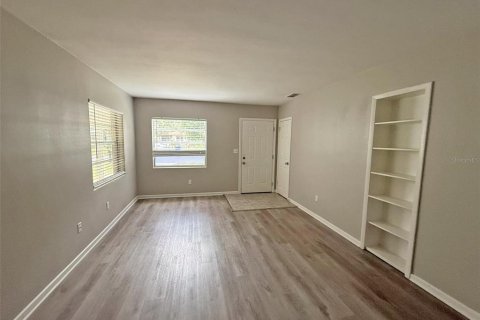 Villa ou maison à vendre à Lakeland, Floride: 3 chambres, 125.05 m2 № 2414969 - photo 4