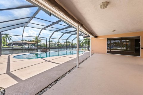 Villa ou maison à vendre à Saint Petersburg, Floride: 4 chambres, 201.97 m2 № 1337275 - photo 9