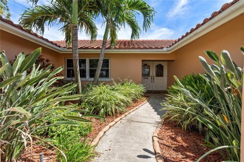 Villa ou maison à vendre à Saint Petersburg, Floride: 4 chambres, 201.97 m2 № 1337275 - photo 6