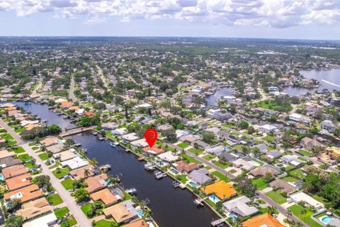 Villa ou maison à vendre à Saint Petersburg, Floride: 4 chambres, 201.97 m2 № 1337275 - photo 27