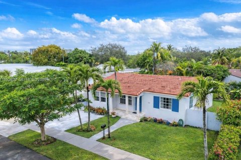 Купить виллу или дом в Майами, Флорида 4 спальни, 153.1м2, № 2056107 - фото 21