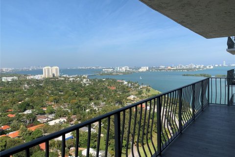 Condominio en venta en Miami, Florida, 2 dormitorios, 113.81 m2 № 2029845 - foto 9