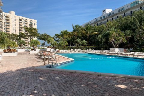 Condominio en venta en Miami, Florida, 2 dormitorios, 113.81 m2 № 2029845 - foto 29