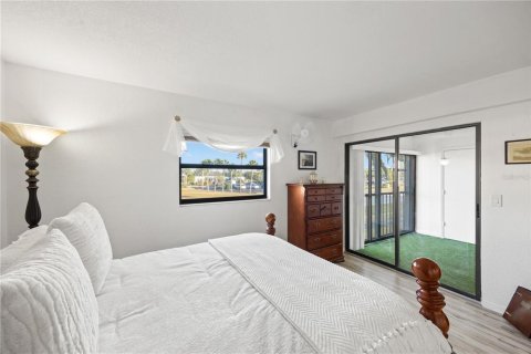 Copropriété à vendre à Port Charlotte, Floride: 2 chambres, 96.99 m2 № 2096530 - photo 12