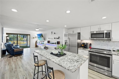 Copropriété à vendre à Port Charlotte, Floride: 2 chambres, 96.99 m2 № 2096530 - photo 6