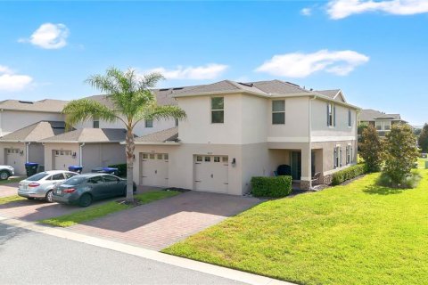Townhouse in Winter Garden, Florida 3 bedrooms, 168.52 sq.m. № 2347464 - photo 28